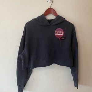 Nike Women’s Cropped Hoodie